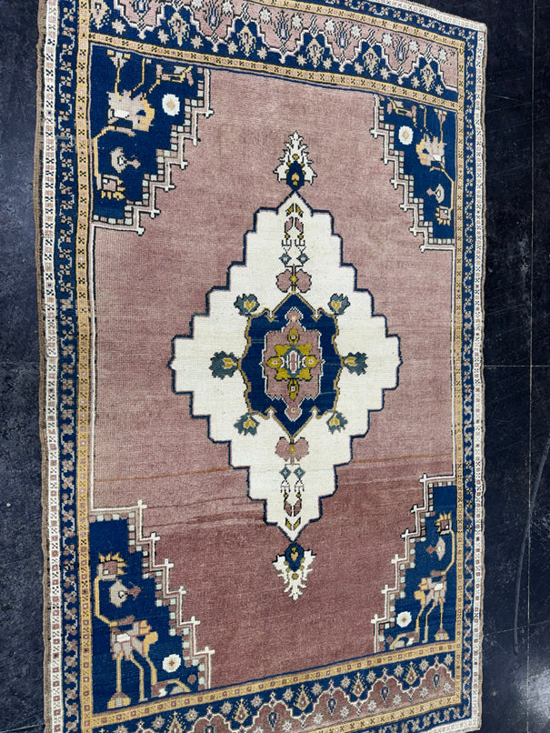 Turkish Vintage Rug 4'6'' x 7'10'' #24862