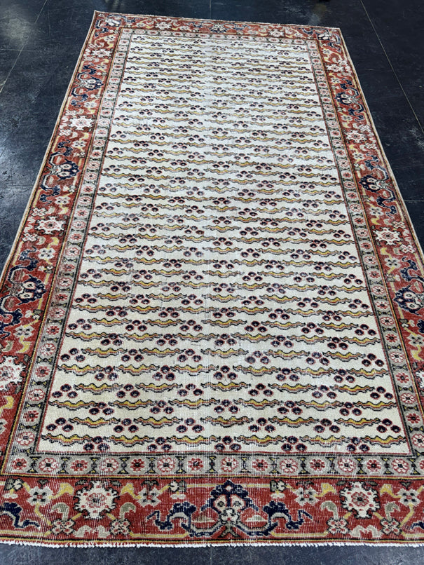 Turkish Vintage Rug 4'5'' x 7'11'' #24863