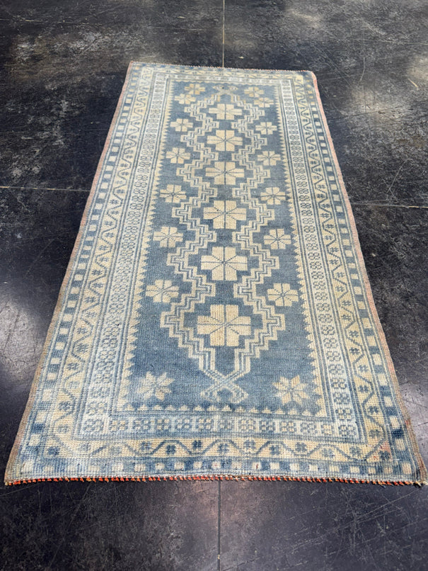 Turkish Vintage Rug 2' x 4'1'' #24858