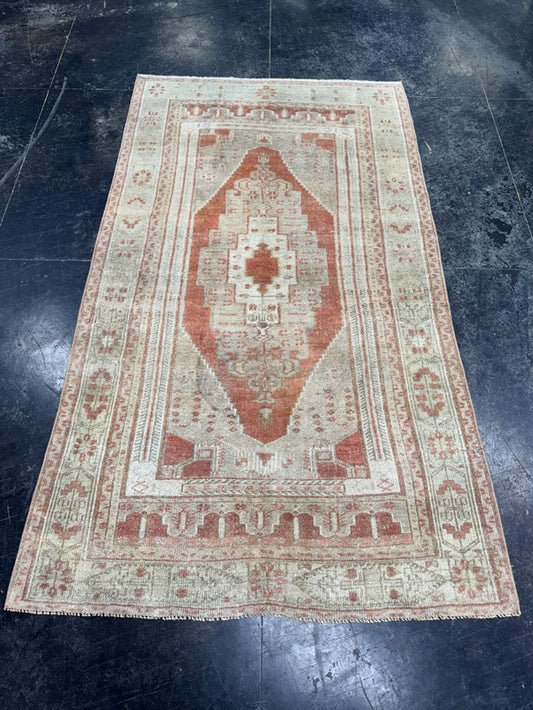 Turkish Vintage Rug 3'9'' x 6'9'' #24859