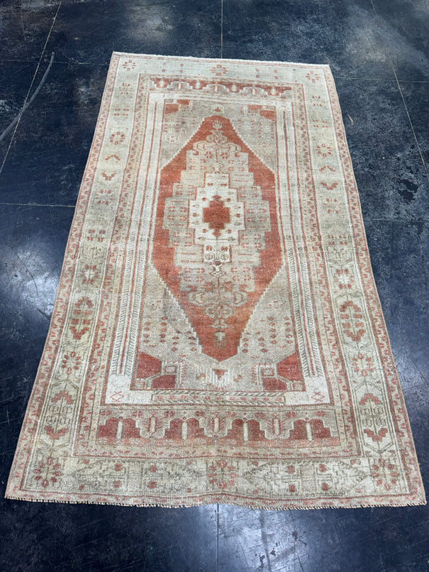 Turkish Vintage Rug 3'9'' x 6'9'' #24859