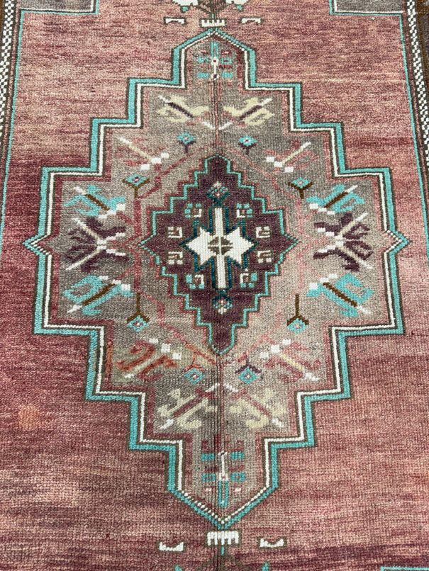 Turkish Vintage Rug 3'5'' x 7' #24852