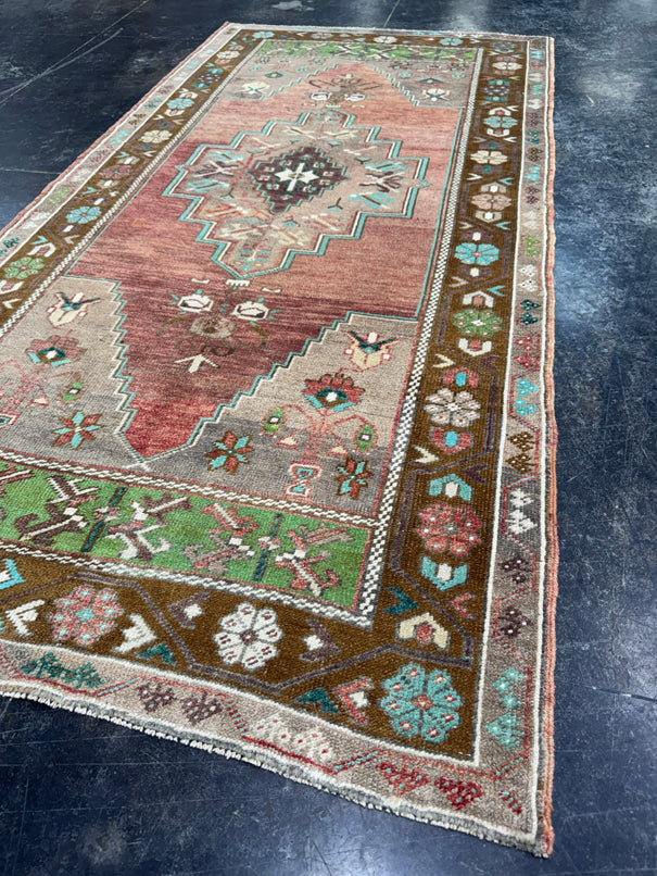 Turkish Vintage Rug 3'5'' x 7' #24852