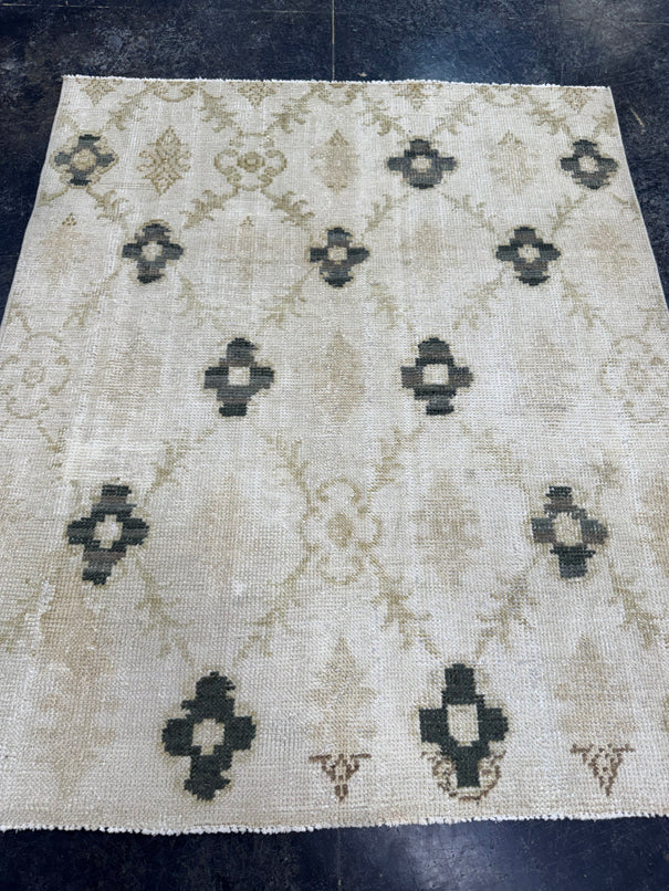 Turkish Vintage Rug 3'8'' x 4'4'' #24849