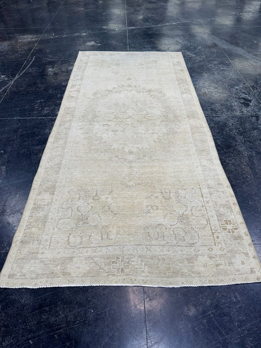Turkish Vintage Rug 3'2'' x 7'1'' #24851