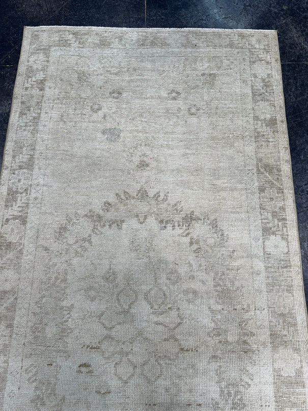 Turkish Vintage Rug 3'2'' x 7'1'' #24851