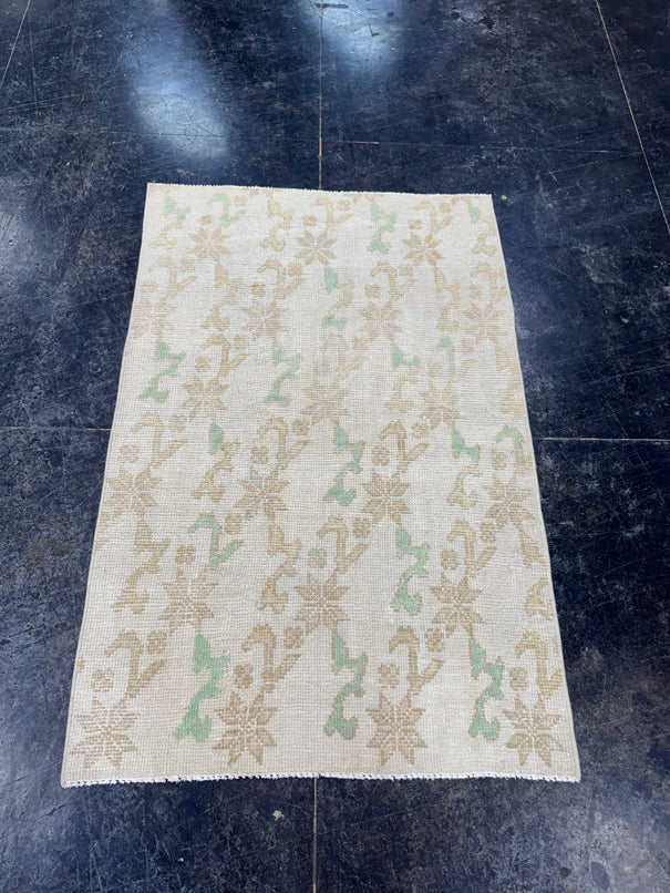 Turkish Vintage Rug 2'11'' x 4'6'' #24847