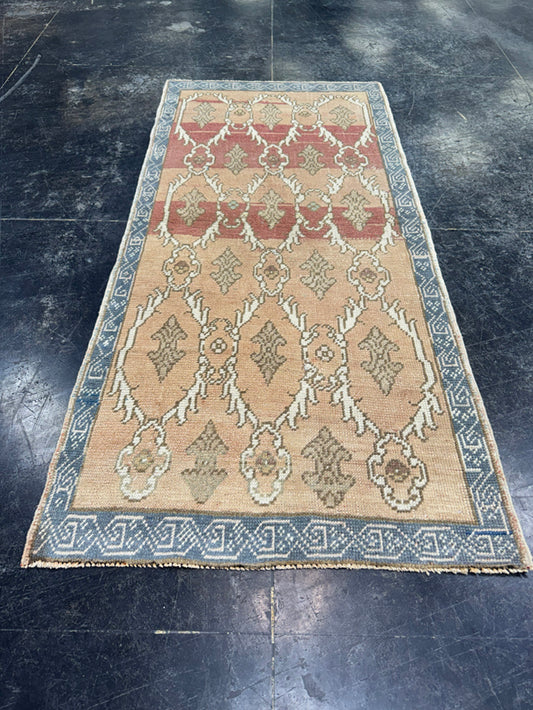 Turkish Vintage Rug 2'6'' x 5'4'' #24848