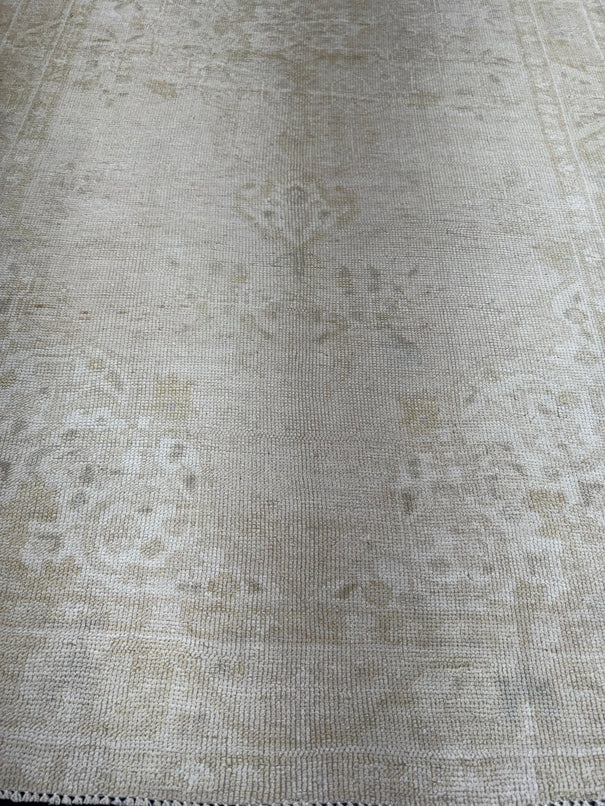 Turkish Vintage Rug 4'9'' x 8'10'' #24845