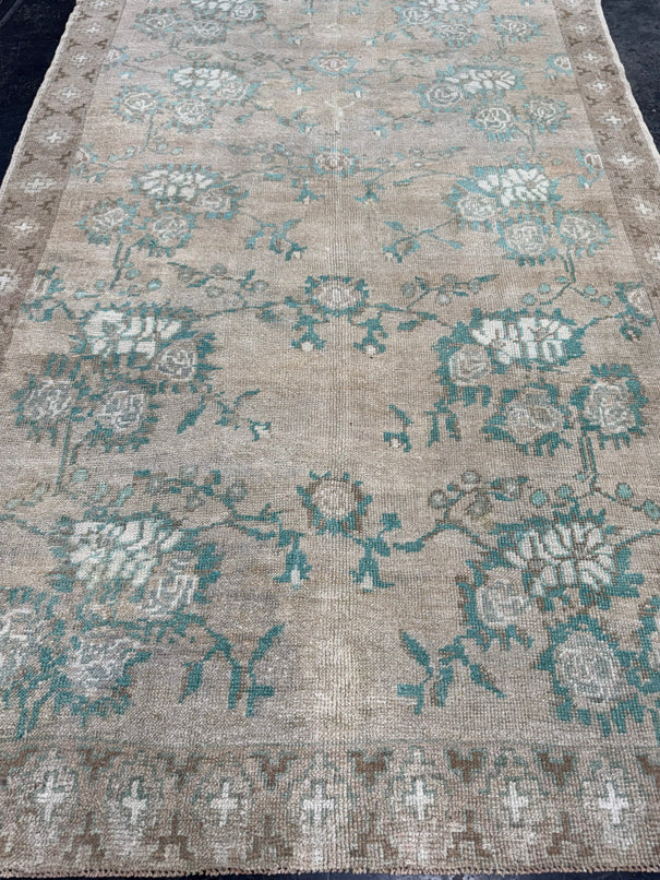 Turkish Vintage Rug 4'8'' x 7'7'' #24844