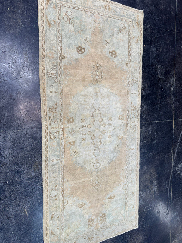 Turkish Vintage Rug 3'1'' x 6'10'' #24840