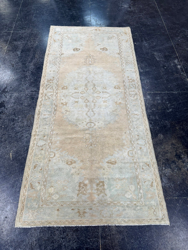 Turkish Vintage Rug 3'1'' x 6'10'' #24840