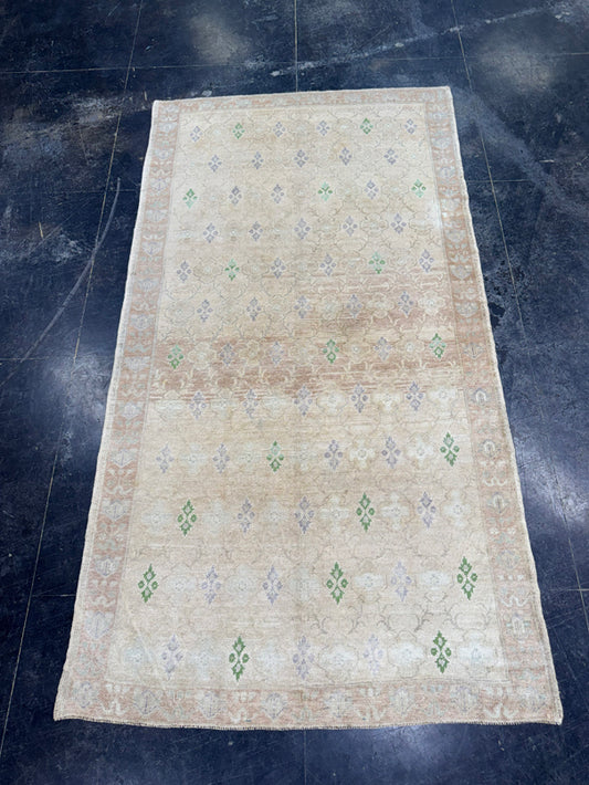 Turkish Vintage Rug 5' x 9'4'' #24833
