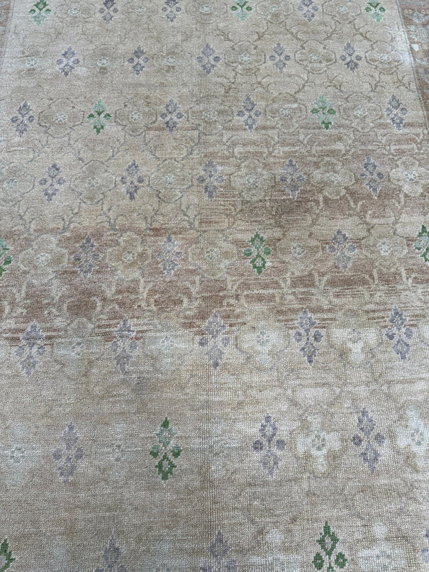 Turkish Vintage Rug 5' x 9'4'' #24833