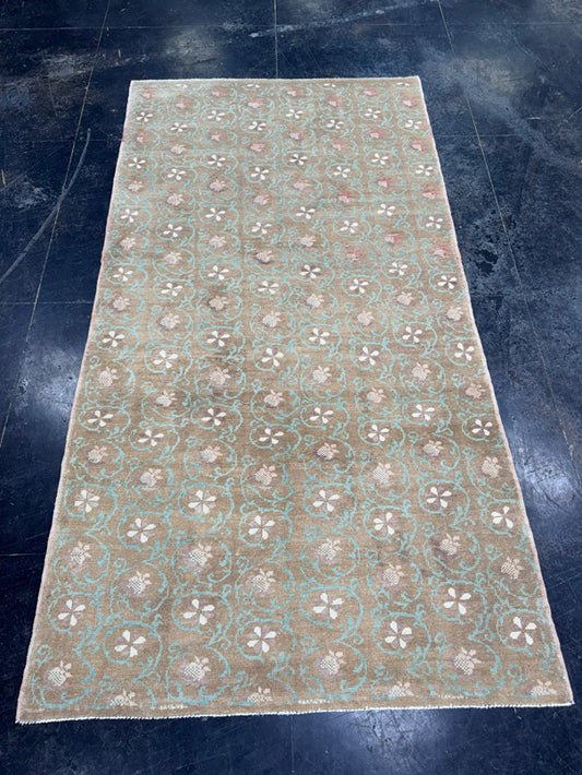 Turkish Vintage Rug 4'8'' x 8'10'' #24831