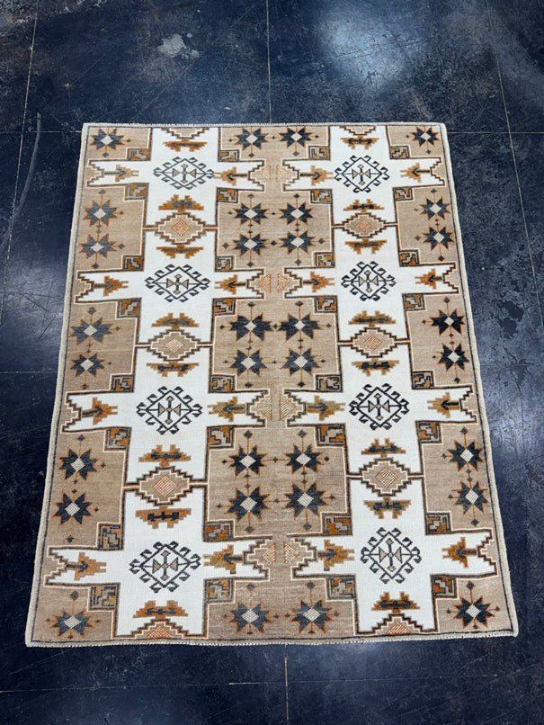 Turkish Vintage Rug 4'7'' x 5'9'' #24832