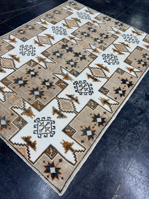 Turkish Vintage Rug 4'7'' x 5'9'' #24832