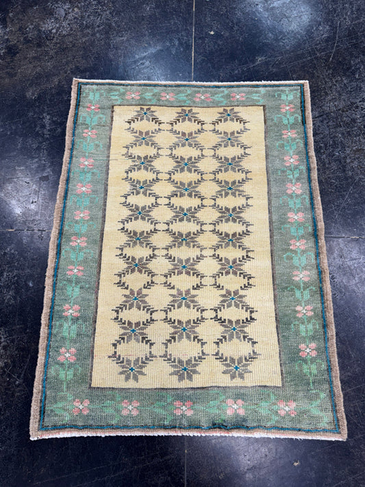Turkish Vintage Rug 2'5'' x 3'3'' #24828