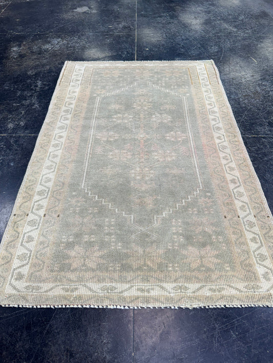 Turkish Vintage Rug 2'6'' x 3'10'' #24829