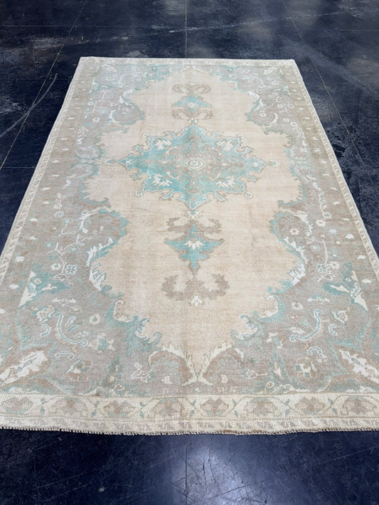 Turkish Vintage Rug 5' x 8' #24839