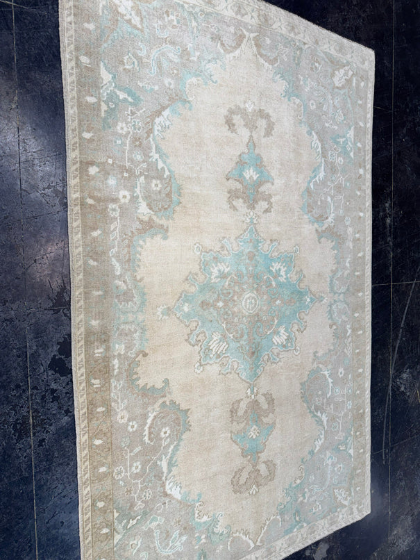 Turkish Vintage Rug 5' x 8' #24839