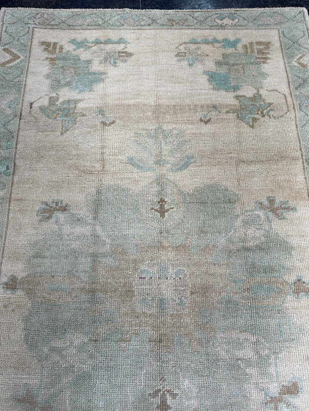 Turkish Vintage Rug 4'2'' x 7'3'' #24838