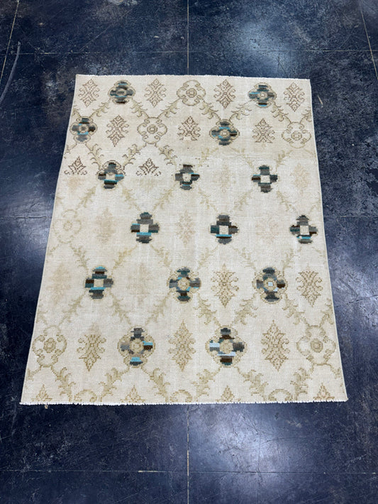 Turkish Vintage Rug 3'8'' x 4'10'' #24836