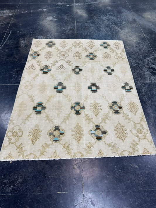 Turkish Vintage Rug 3'8'' x 4'10'' #24836
