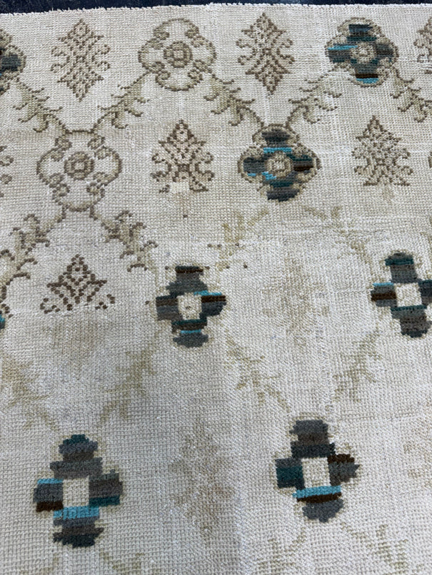Turkish Vintage Rug 3'8'' x 4'10'' #24836