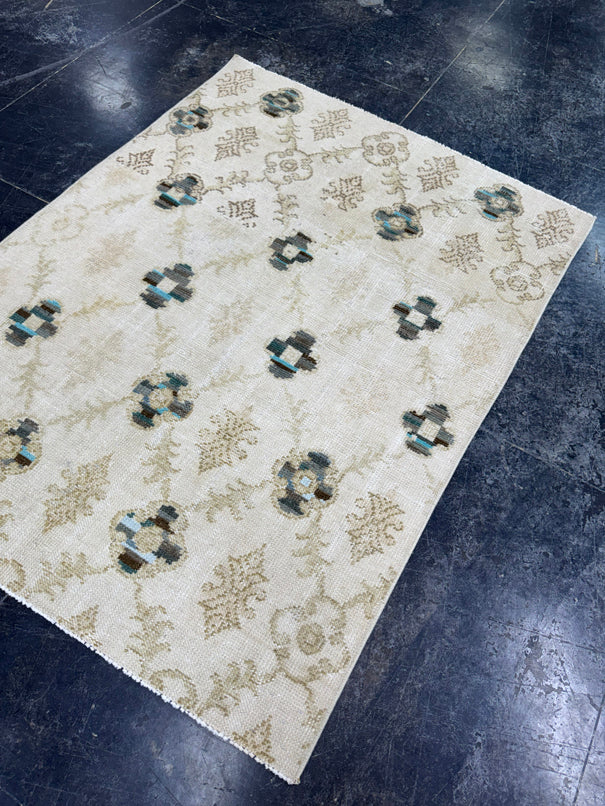 Turkish Vintage Rug 3'8'' x 4'10'' #24836