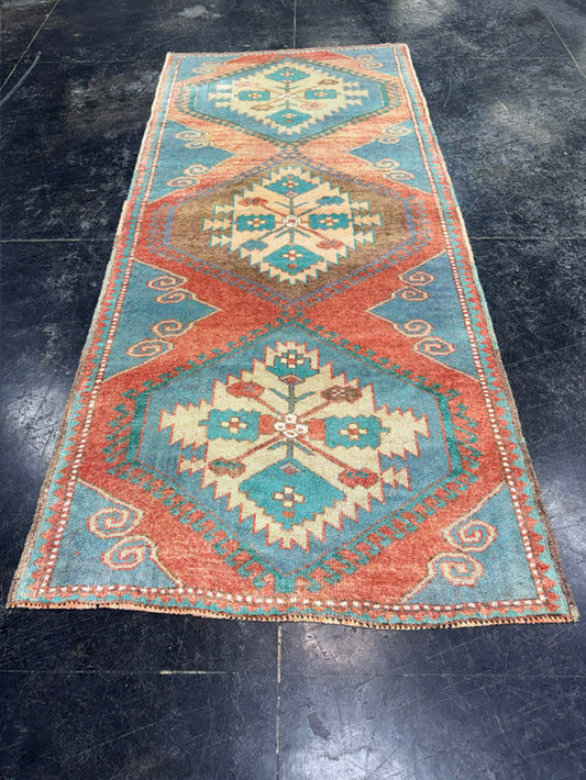 Turkish Vintage Rug 2'8'' x 5'11'' #24826