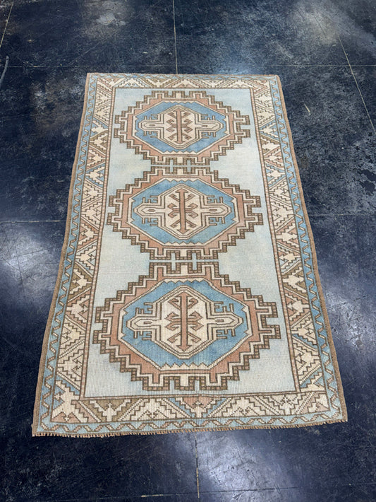 Turkish Vintage Rug 3'2'' x 5'4'' #24827
