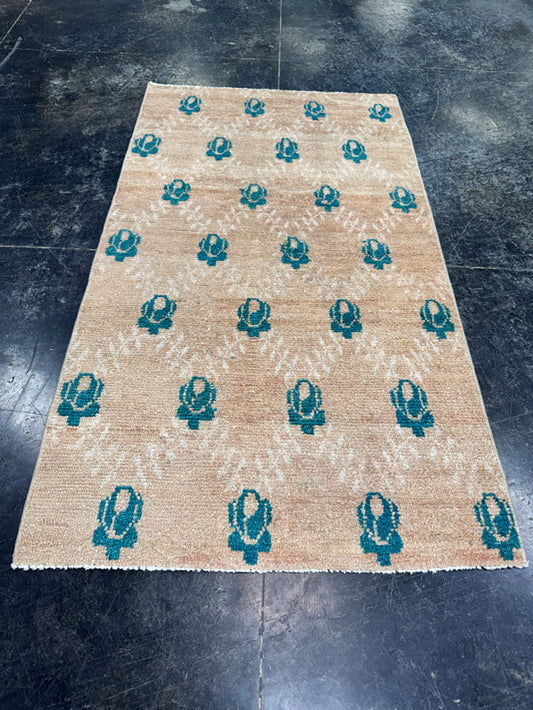 Turkish Vintage Rug 2'6'' x 4'6" #24820
