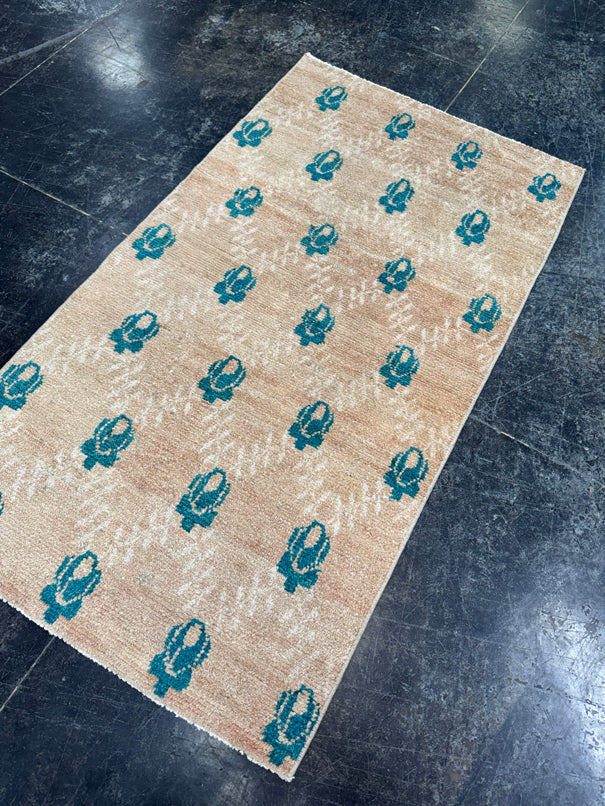Turkish Vintage Rug 2'6'' x 4'6" #24820
