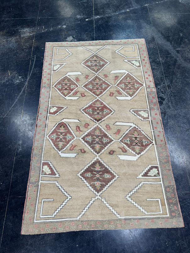 Turkish Vintage Rug 4'10'' x 8'1" #24821