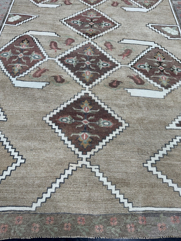 Turkish Vintage Rug 4'10'' x 8'1" #24821