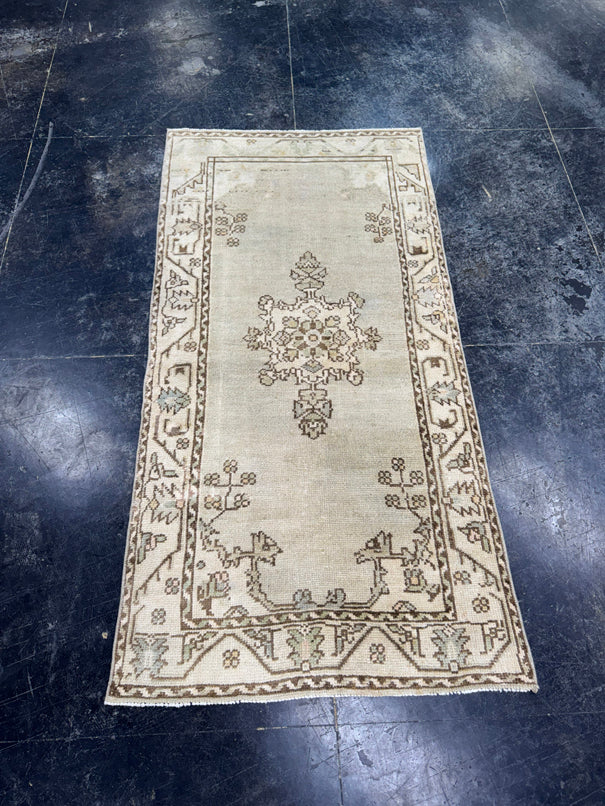 Turkish Vintage Rug 2'11'' x 5'11" #24819