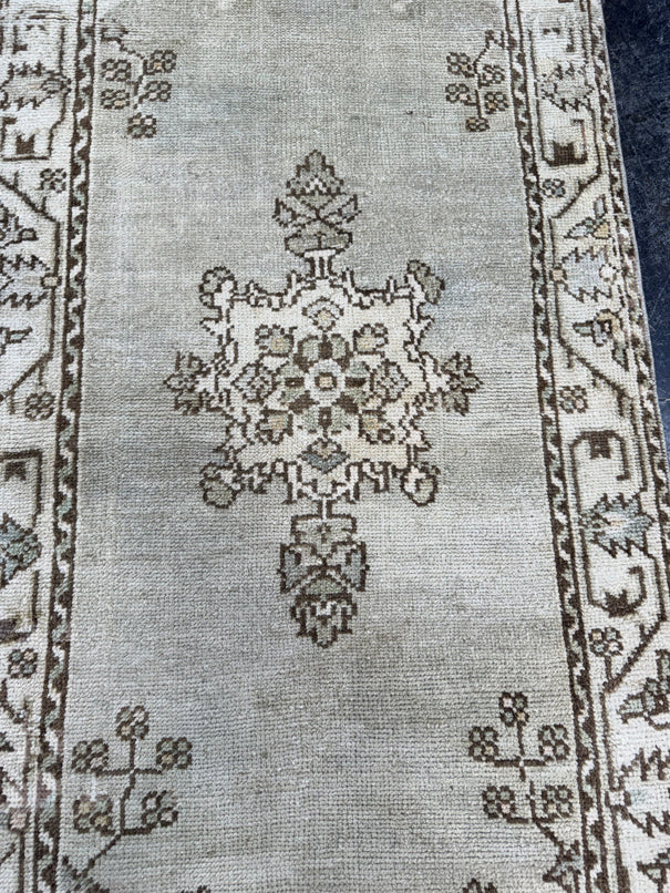 Turkish Vintage Rug 2'11'' x 5'11" #24819