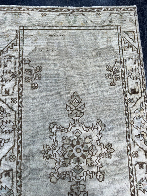 Turkish Vintage Rug 2'11'' x 5'11" #24819