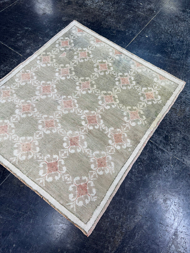 Turkish Vintage Rug 3' x 3'6" #24817