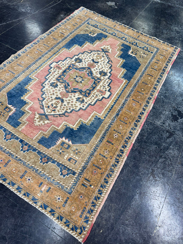 Turkish Vintage Rug 3'11'' x 6'2" #24807