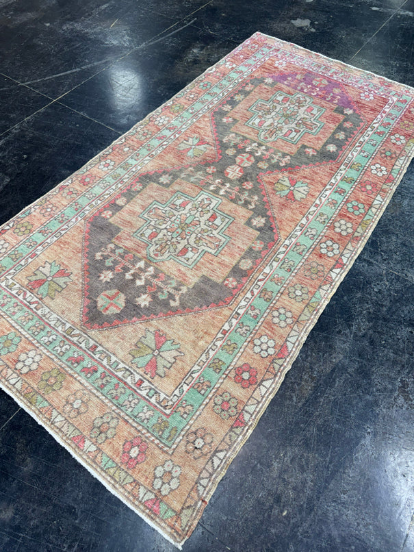 Turkish Vintage Rug 3'4'' x 6'8" #24806
