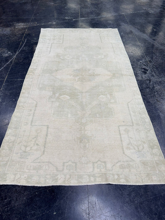 Turkish Vintage Rug 4'4'' x 8'3" #24803
