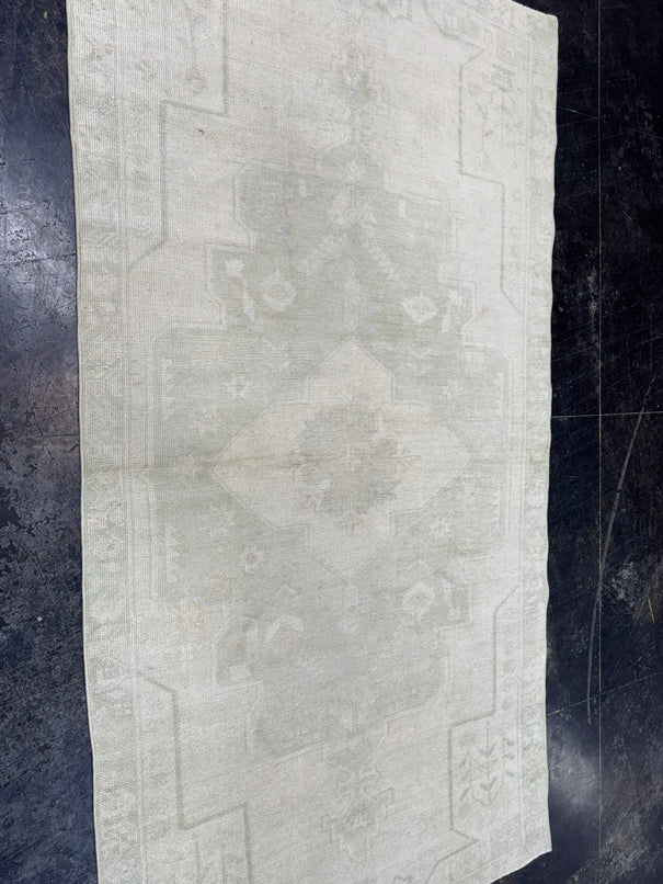 Turkish Vintage Rug 4'4'' x 8'3" #24803