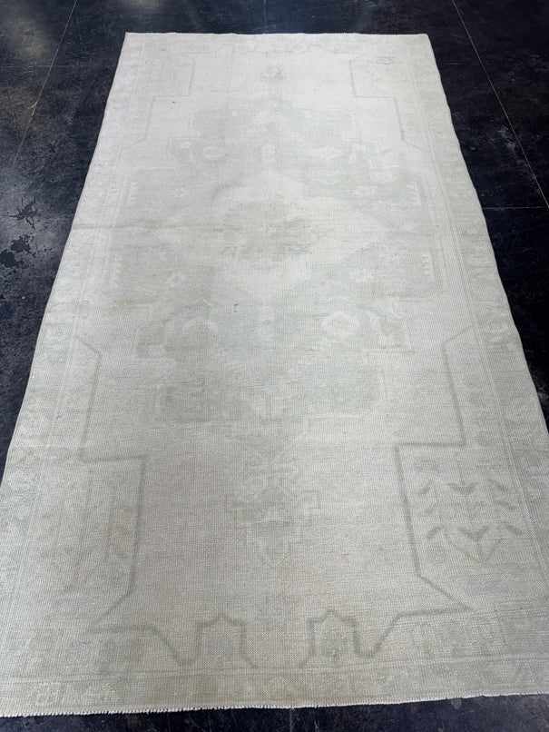 Turkish Vintage Rug 4'4'' x 8'3" #24803