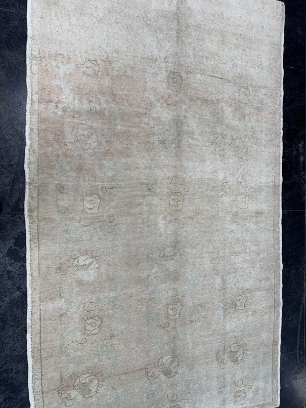 Turkish Vintage Rug 4'10'' x 8'4" #24801