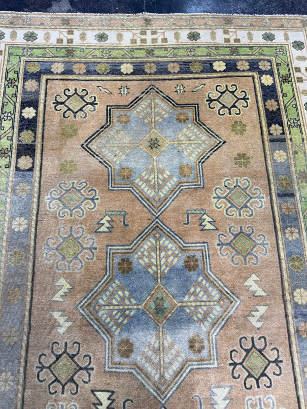 Turkish Vintage Rug 5'2'' x 8'4" #24800