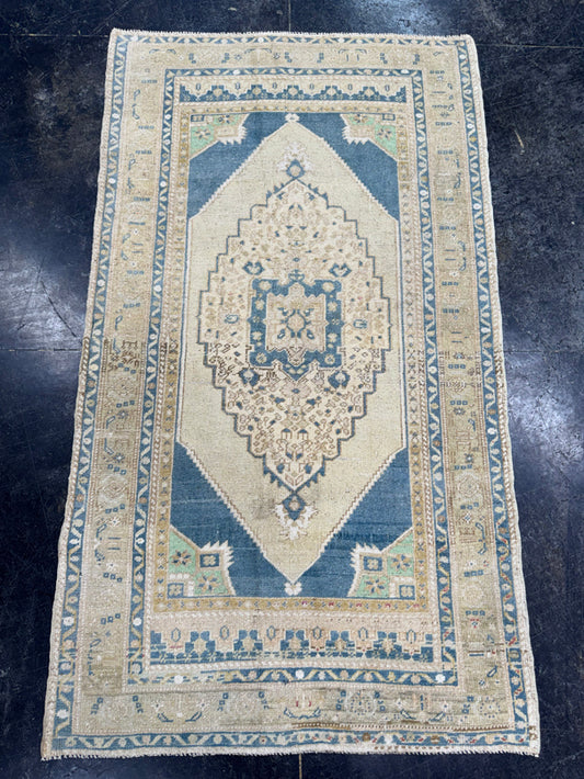 Turkish Vintage Rug 3'5'' x 5'11" #24796
