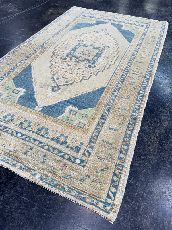 Turkish Vintage Rug 3'5'' x 5'11" #24796