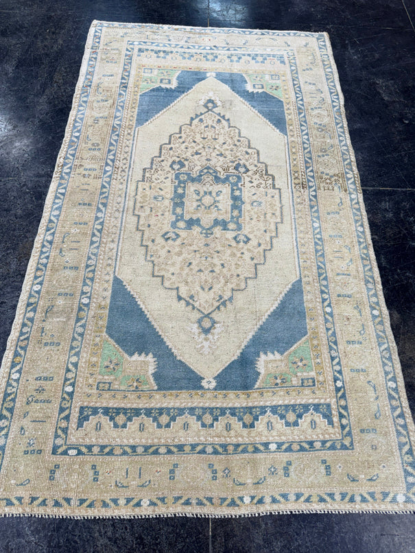 Turkish Vintage Rug 3'5'' x 5'11" #24796